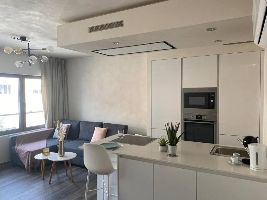 Lovely One Bedroom Apartment In City Center With Parking, Near Public Transport Luxembourg Exterior photo